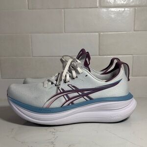 ASICS Women's Gel Nimbus 28